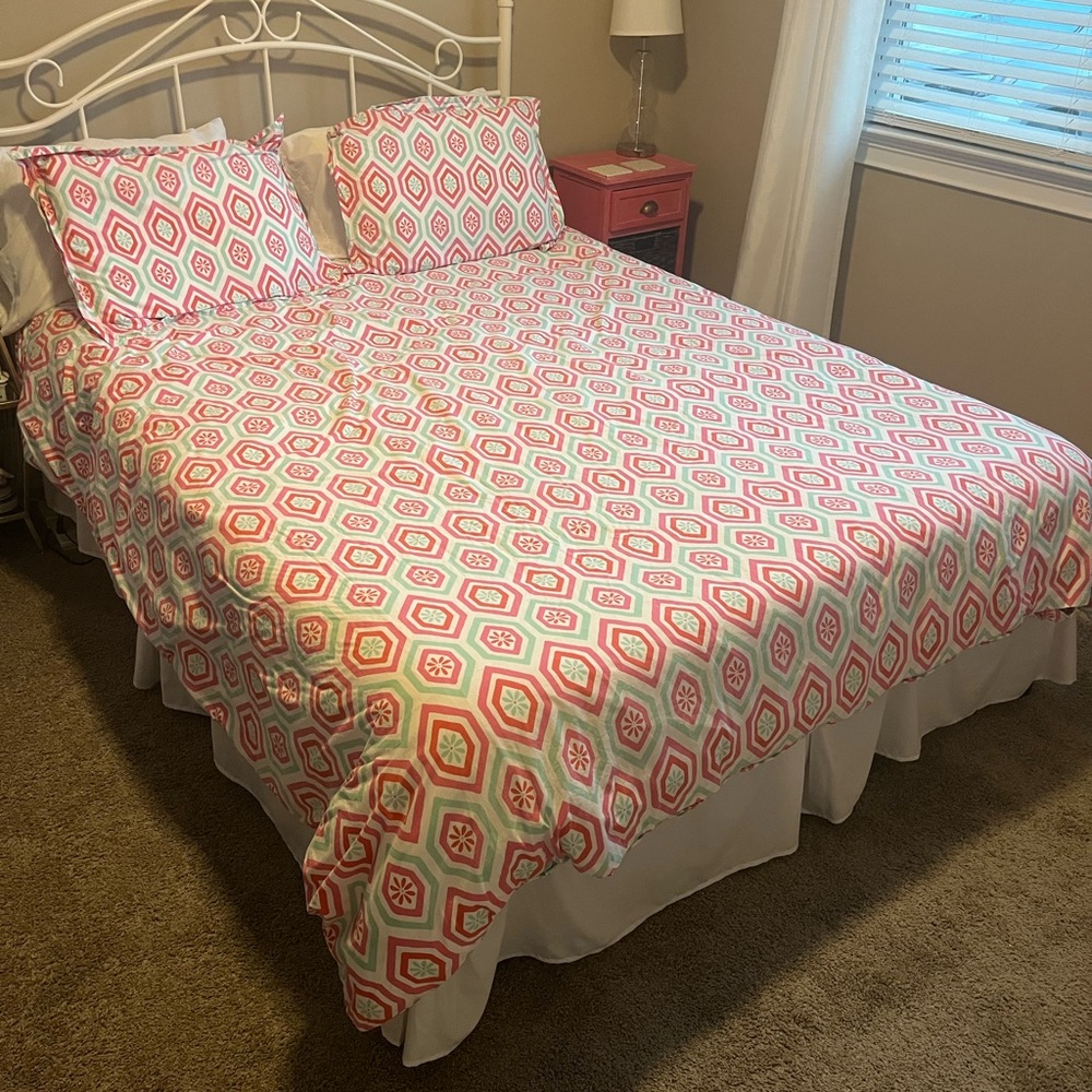 Pottery Barn Teen Pink Green Diamond Daisy Duvet Cover with 2 shams Full / Queen